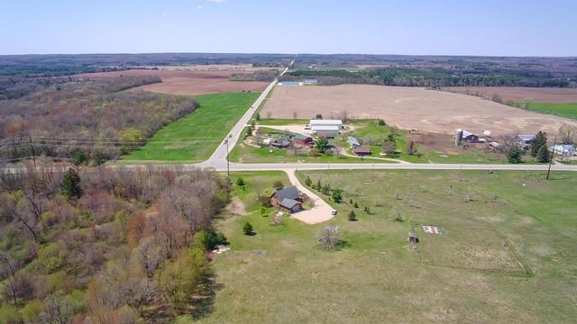N6512 STATE ROAD 22, Wild Rose, WI 54984