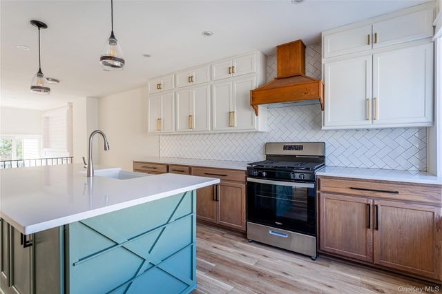 110F Dinsmore Street 110F, Staten Island, NY 10314