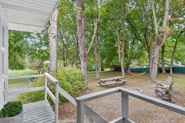 25 Cherry Hill Road Road, New Paltz, NY 12561