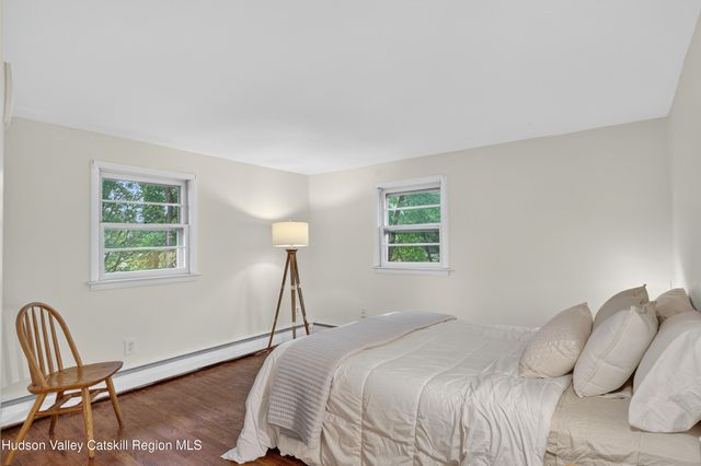 25 Cherry Hill Road Road, New Paltz, NY 12561