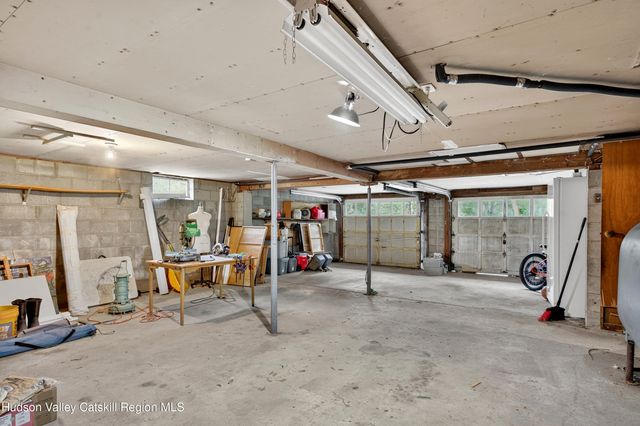 25 Cherry Hill Road Road, New Paltz, NY 12561