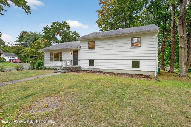 25 Cherry Hill Road Road, New Paltz, NY 12561