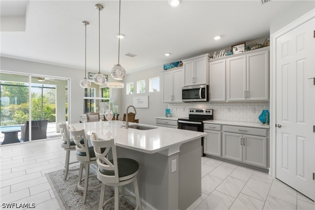 16530 Seagate PL, Bonita Springs, FL 34135