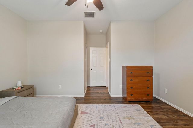 102 Silver Minnow Place, Montgomery, TX 77316