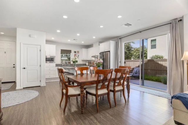 2734 Overlook Point Drive, Escondido, CA 92029