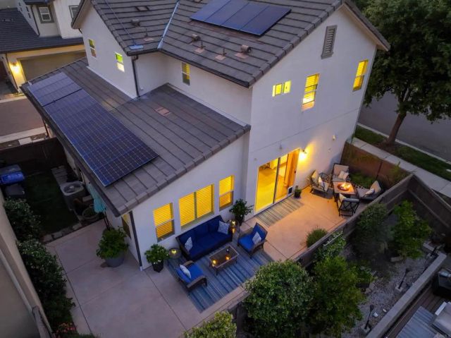 2734 Overlook Point Drive, Escondido, CA 92029