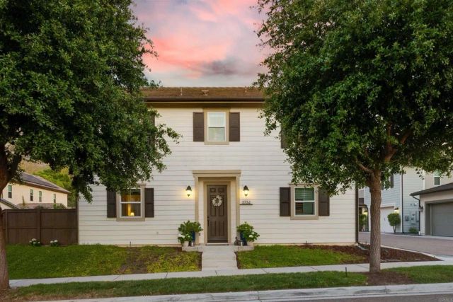 2734 Overlook Point Drive, Escondido, CA 92029
