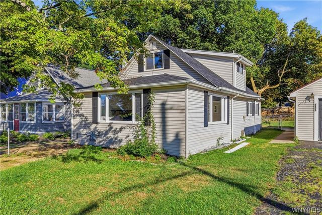 6505 Hamilton Drive, Evans, NY 14047