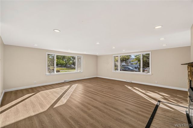 6505 Hamilton Drive, Evans, NY 14047