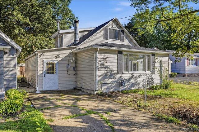 6505 Hamilton Drive, Evans, NY 14047