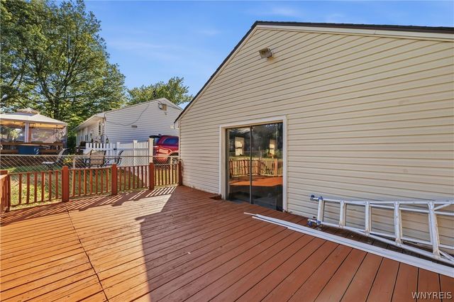 6505 Hamilton Drive, Evans, NY 14047