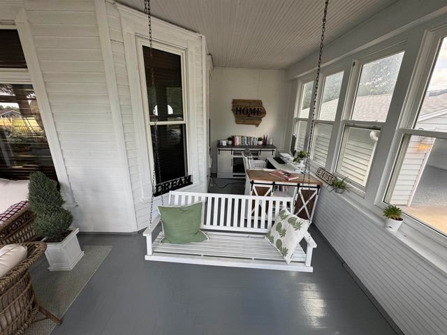 605 2nd Street, Parkersburg, IA 50665
