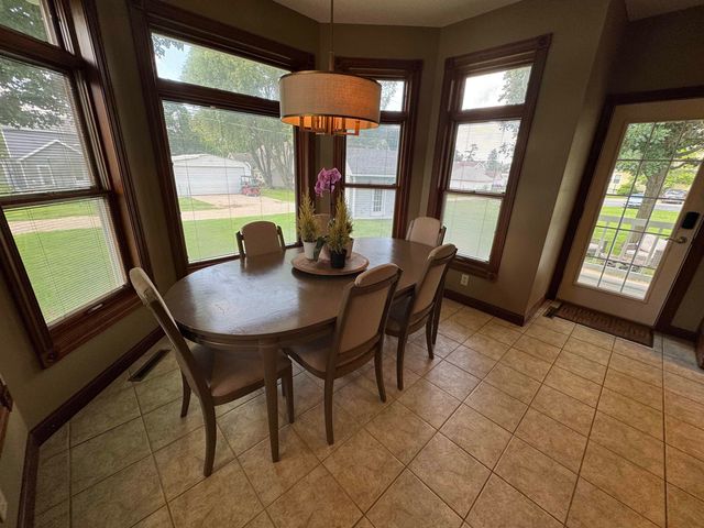 605 2nd Street, Parkersburg, IA 50665