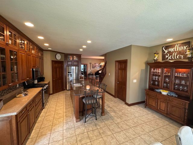 605 2nd Street, Parkersburg, IA 50665