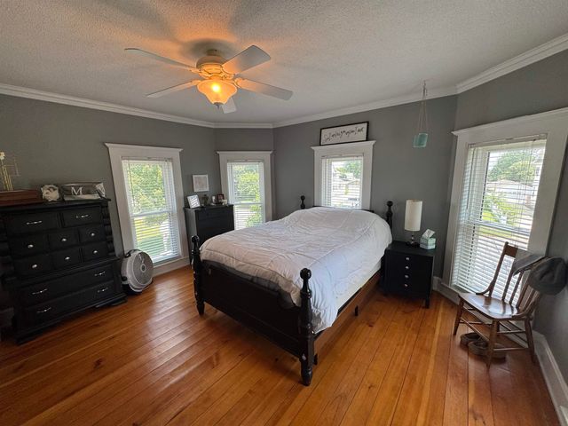 605 2nd Street, Parkersburg, IA 50665