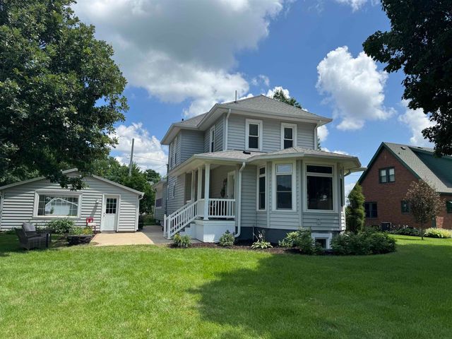 605 2nd Street, Parkersburg, IA 50665