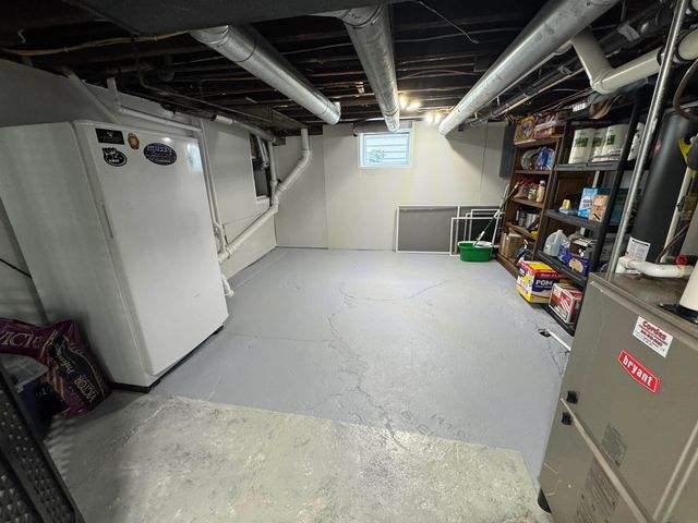 605 2nd Street, Parkersburg, IA 50665