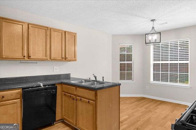 1457 Shelnut Court, Hampton, GA 30228