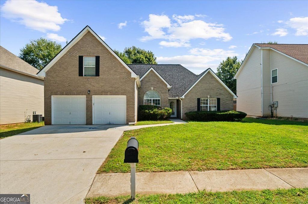 1457 Shelnut Court, Hampton, GA 30228