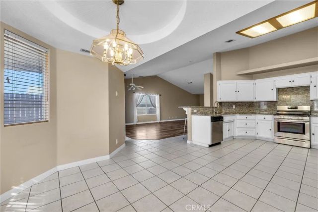 18822 Westlawn Street, Hesperia, CA 92345