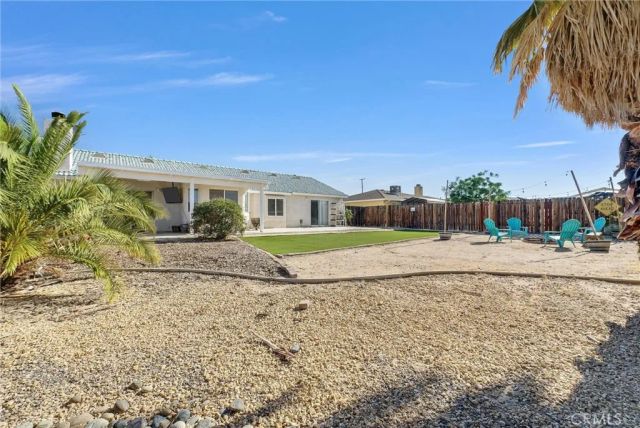 18822 Westlawn Street, Hesperia, CA 92345