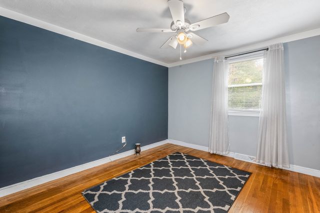 10 Village Street, Medway, MA 02053