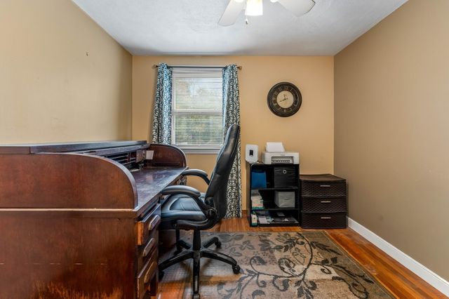 10 Village Street, Medway, MA 02053