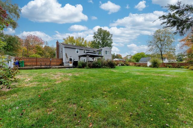 10 Village Street, Medway, MA 02053