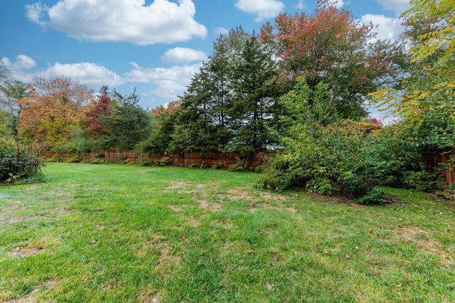 10 Village Street, Medway, MA 02053