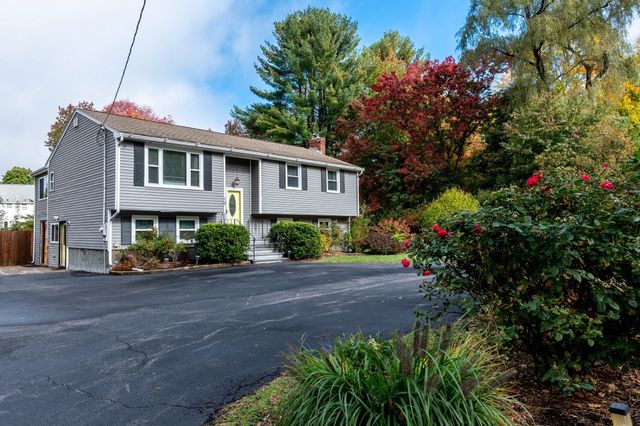 10 Village Street, Medway, MA 02053