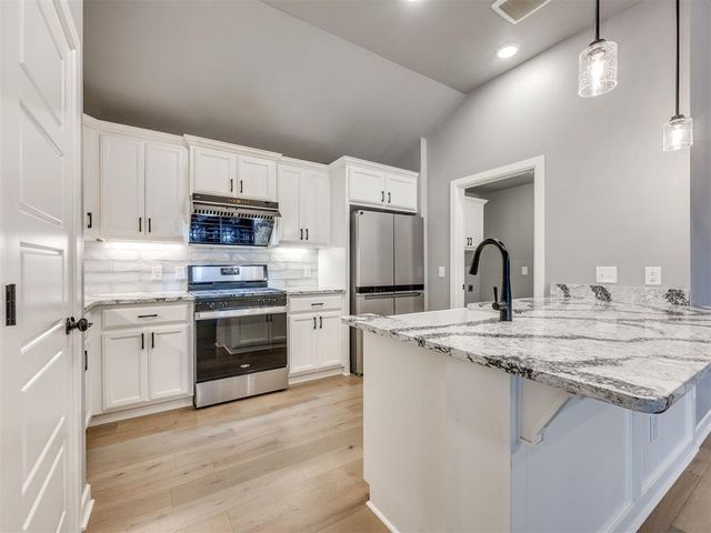18712 Tortuga Drive, Edmond, OK 73012
