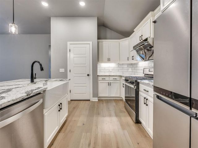 18712 Tortuga Drive, Edmond, OK 73012