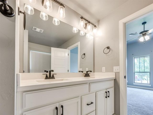 18712 Tortuga Drive, Edmond, OK 73012
