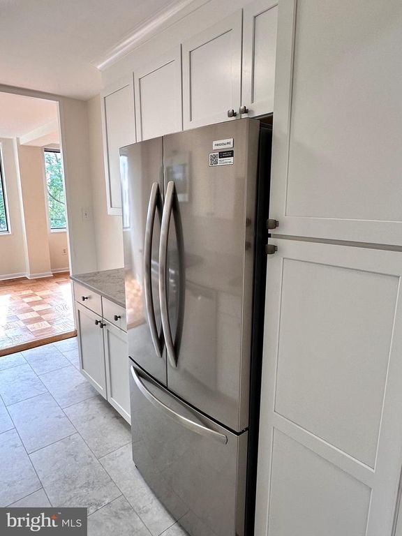 6621 WAKEFIELD DR #403, Alexandria, VA 22307