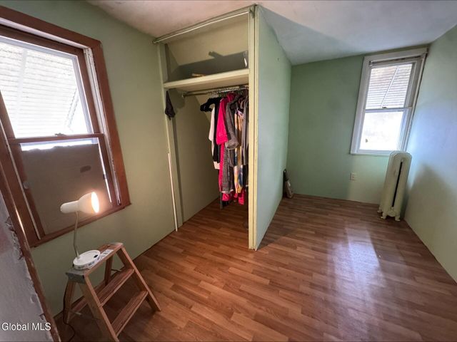 1341 7th Avenue, Schenectady, NY 12303