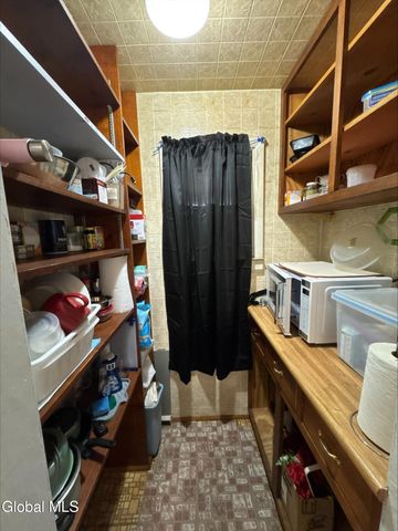 1341 7th Avenue, Schenectady, NY 12303