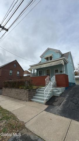1341 7th Avenue, Schenectady, NY 12303