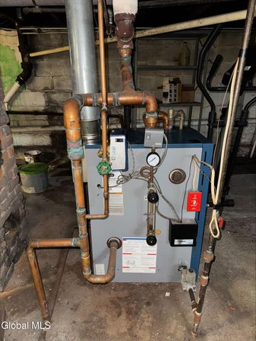 1341 7th Avenue, Schenectady, NY 12303