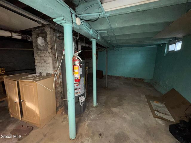 1341 7th Avenue, Schenectady, NY 12303