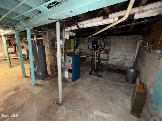 1341 7th Avenue, Schenectady, NY 12303