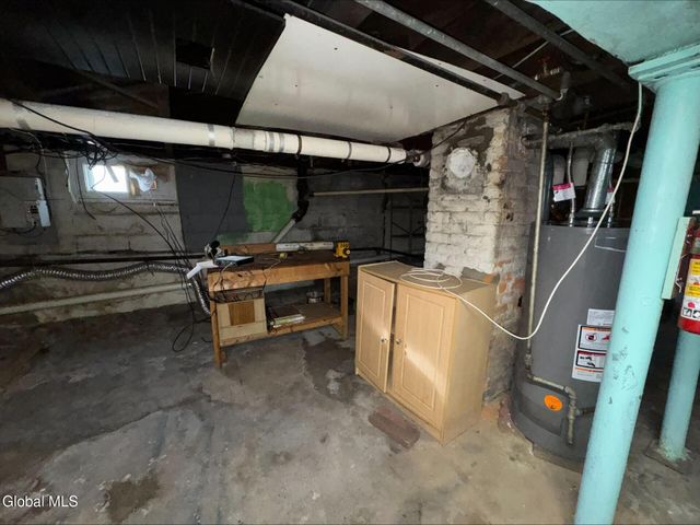 1341 7th Avenue, Schenectady, NY 12303