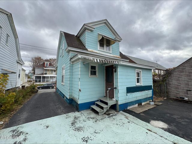1341 7th Avenue, Schenectady, NY 12303