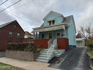 1341 7th Avenue, Schenectady, NY 12303
