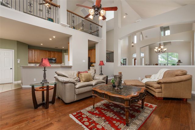 1506 Turning Leaf Lane, Garland, TX 75040