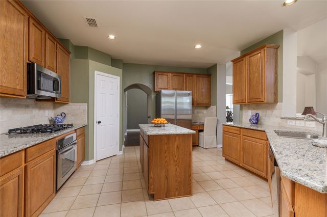 1506 Turning Leaf Lane, Garland, TX 75040