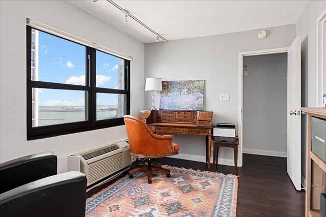 1313 N Ritchie Court 2307, Chicago, IL 60610