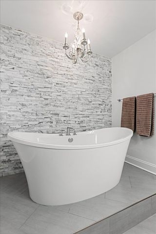 1313 N Ritchie Court 2307, Chicago, IL 60610