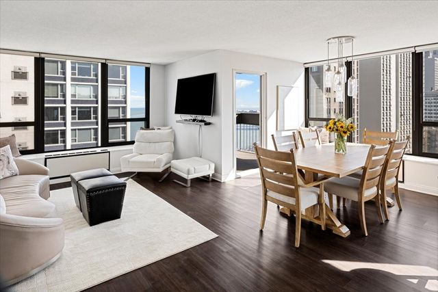 1313 N Ritchie Court 2307, Chicago, IL 60610