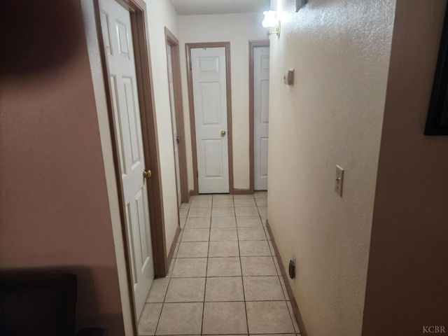 725 18th Place, Delano, CA 93215