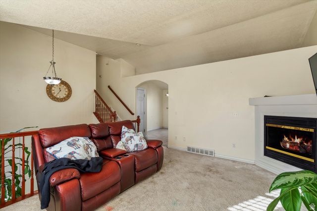 4024 W 4650 S, Roy, UT 84067